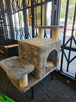 Cat Tree with Condo and Scratching Posts