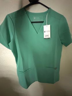 Figs Scrub Top