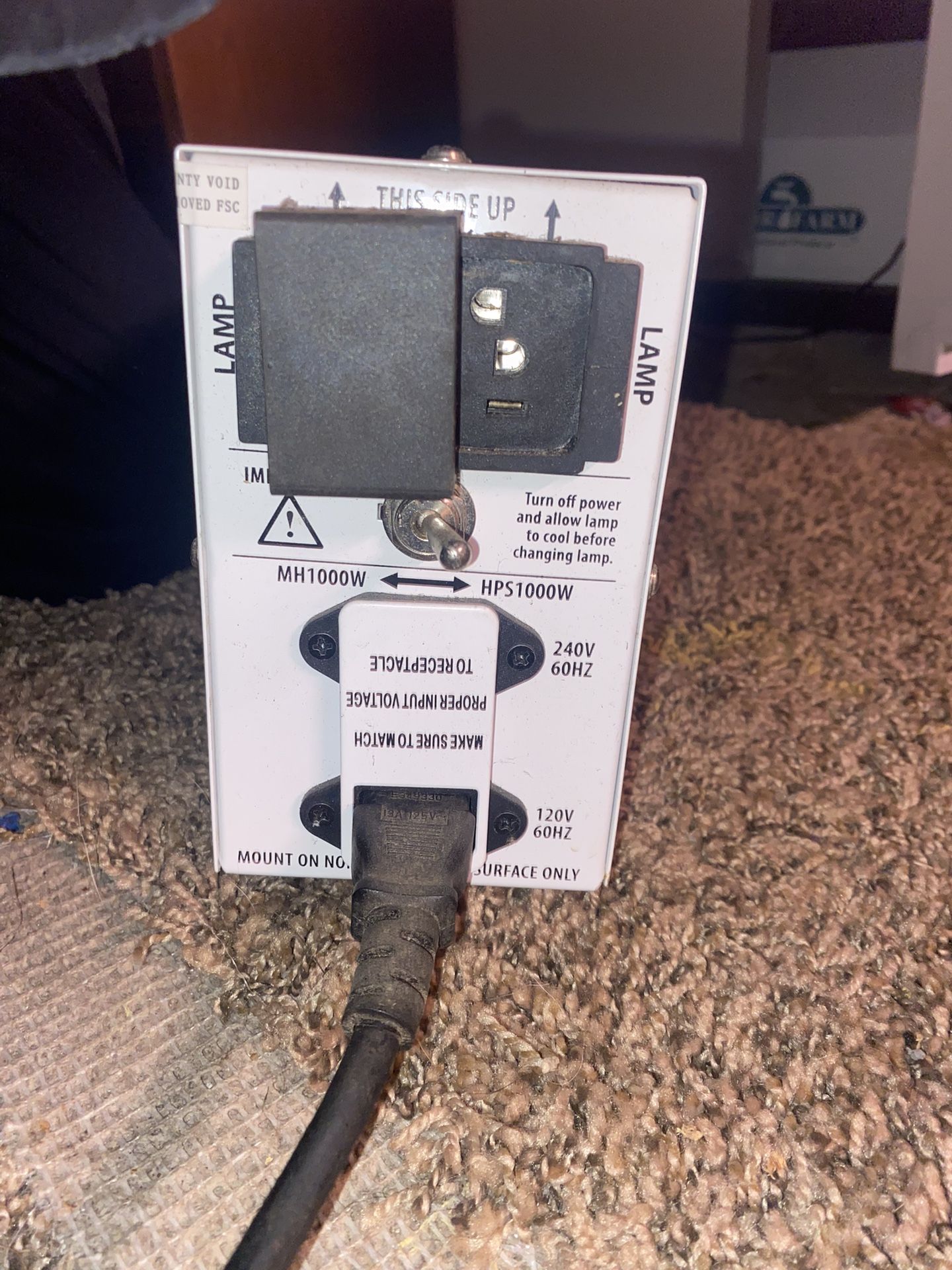 Hydroponic Grow Ballast And Hood 1000 Watt