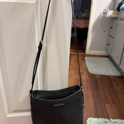 Micheal Kors Purse