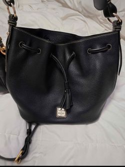 Dooney & Burke Purse (PRICE NEGOTIABLE)