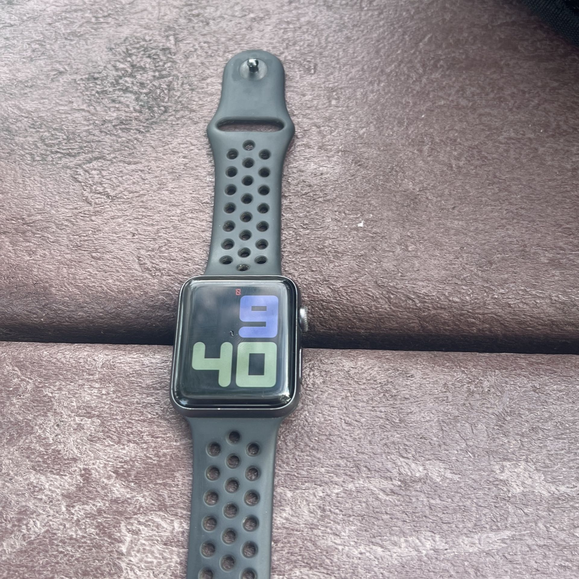 Apple Watch 3 42mm 🔥$75