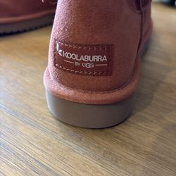 Kookaburra By UGG (read Description!)