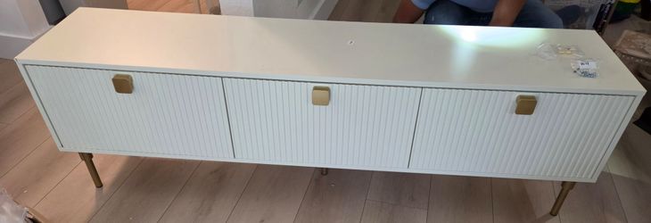 TV credenza  70 long low profile new