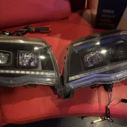 2011 Tacoma Headlight Assembly