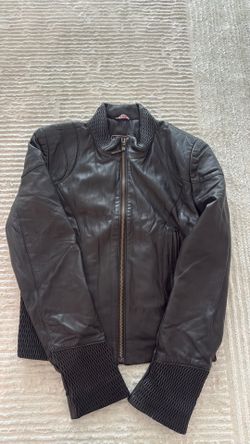 Leather jacket Great condition size M-L
