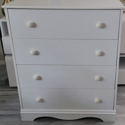 👙🩳CHEST OF 4 DRAWERS👗👔🧥🧤🧣🩱😊DRESSER 👗