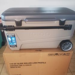 Igloo 110qt with wheels