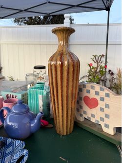 Tall vase 26”
