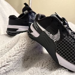 Nike Metcon 8 Women’s Size 7.5 – Cross-Training Sneakers