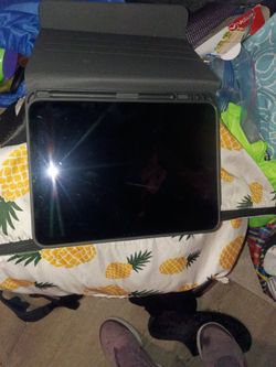 locked ipad 10