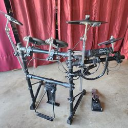 Roland V-Compact Series Electronic Drum Set