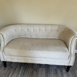 Couch With 2 Chairs 