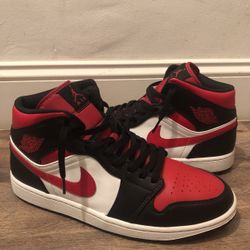 Xbox And Jordan 1 Mid Bred Toe