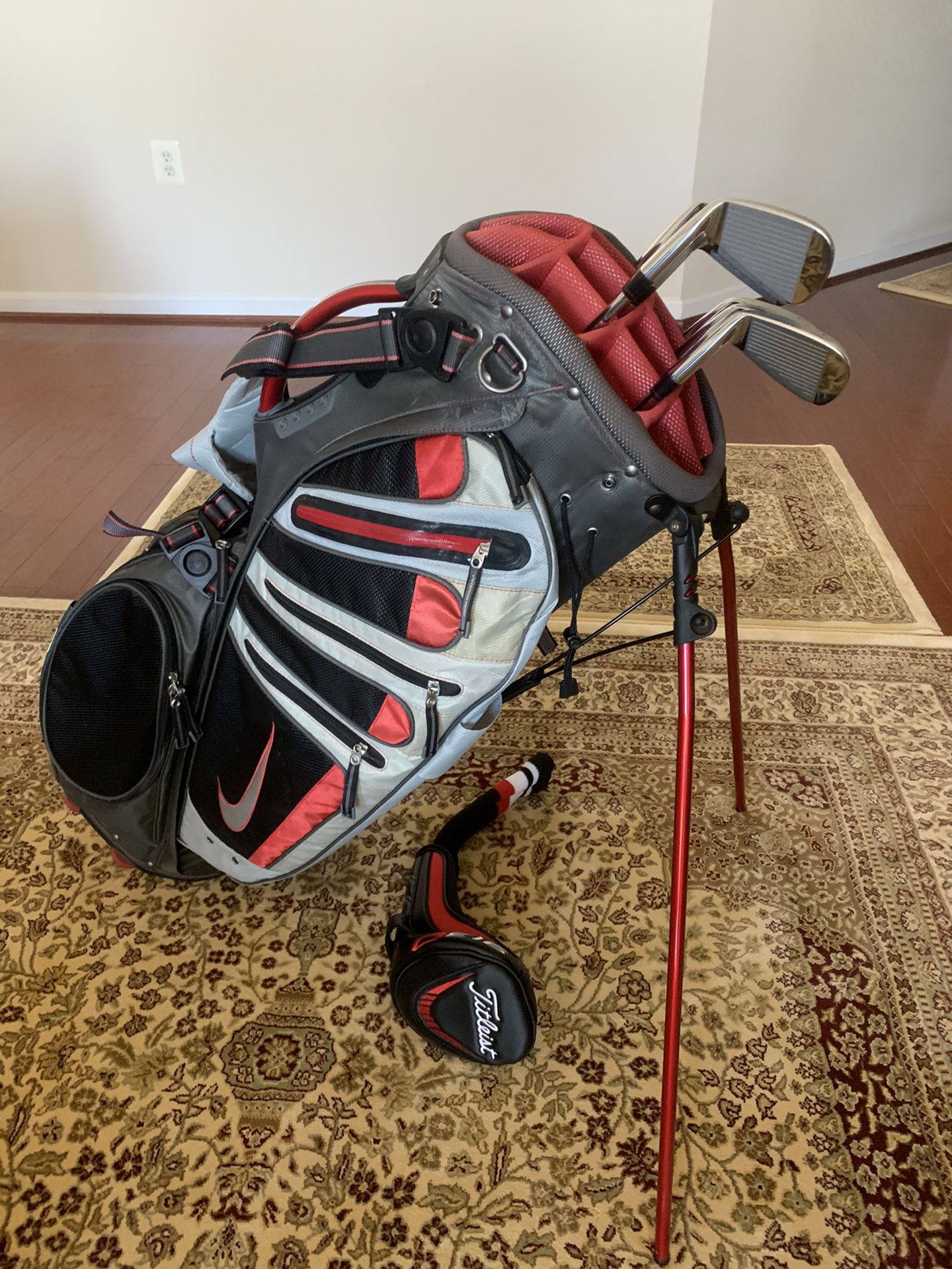 Nike Red Irons, bag, driver cover