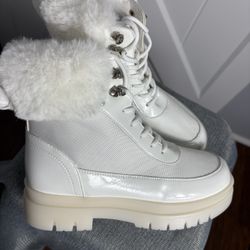 Olivia Miller Faux Fur White Punk Chunky Heel Bootie Size 10