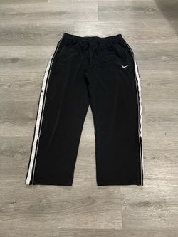 Vintage 2000s Nike Men’s Black/White Striped Basketball Track Pants