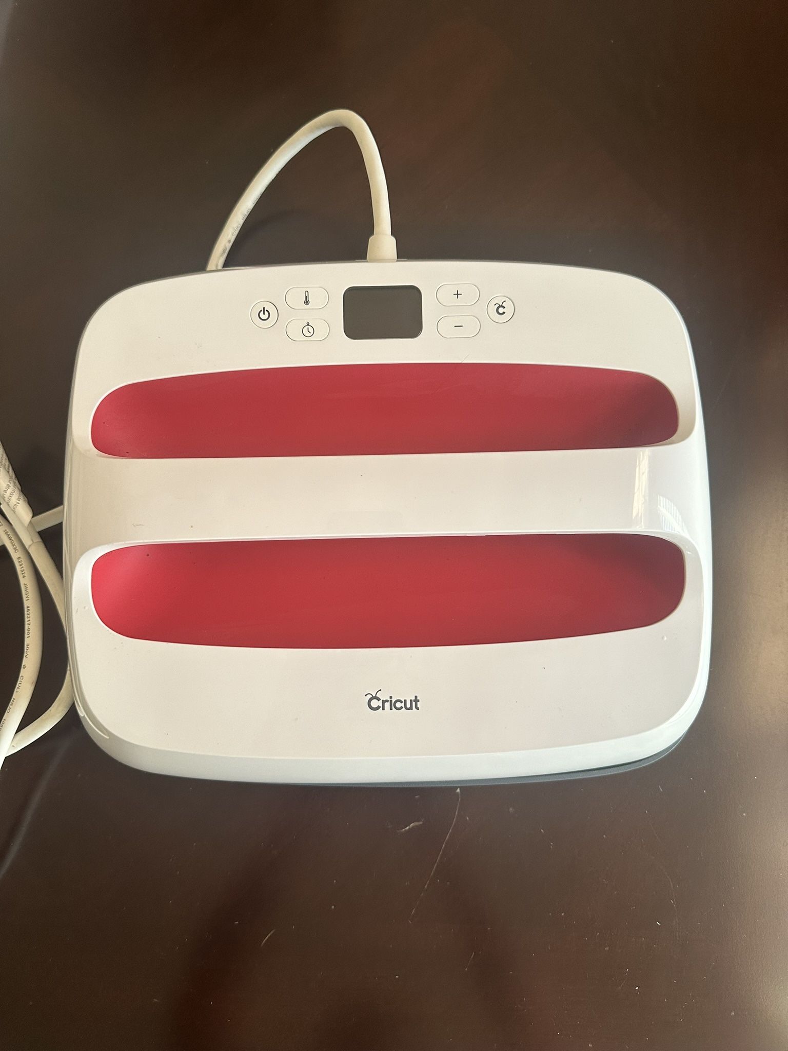 Cricut T shirt Maker 