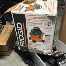RIDGID 6-gallon 3.5-peak HP wet/dry vacuum cleaner (Model: WD0670)