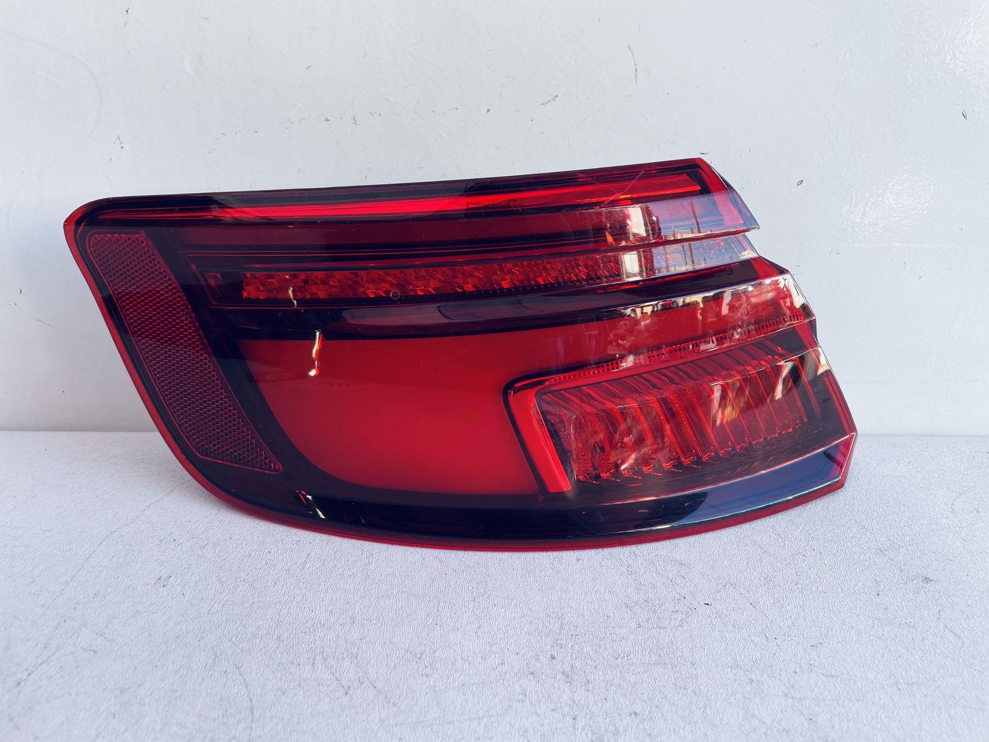 2017-2020 AUDI A3 LEFT DRIVER SIDE TAIL LIGHT LED OEM 