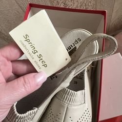 Spring Step Women's Beige Leather Slingback Shoes - Size 38