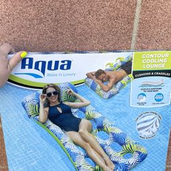 Pool Lounge New
