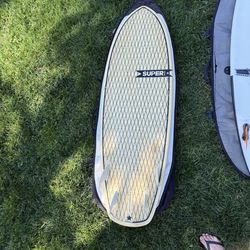 Super Brand Fling 5’6” includes fins and day bag!
