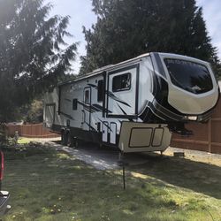 2021 Keystone Montana High Country 376fl