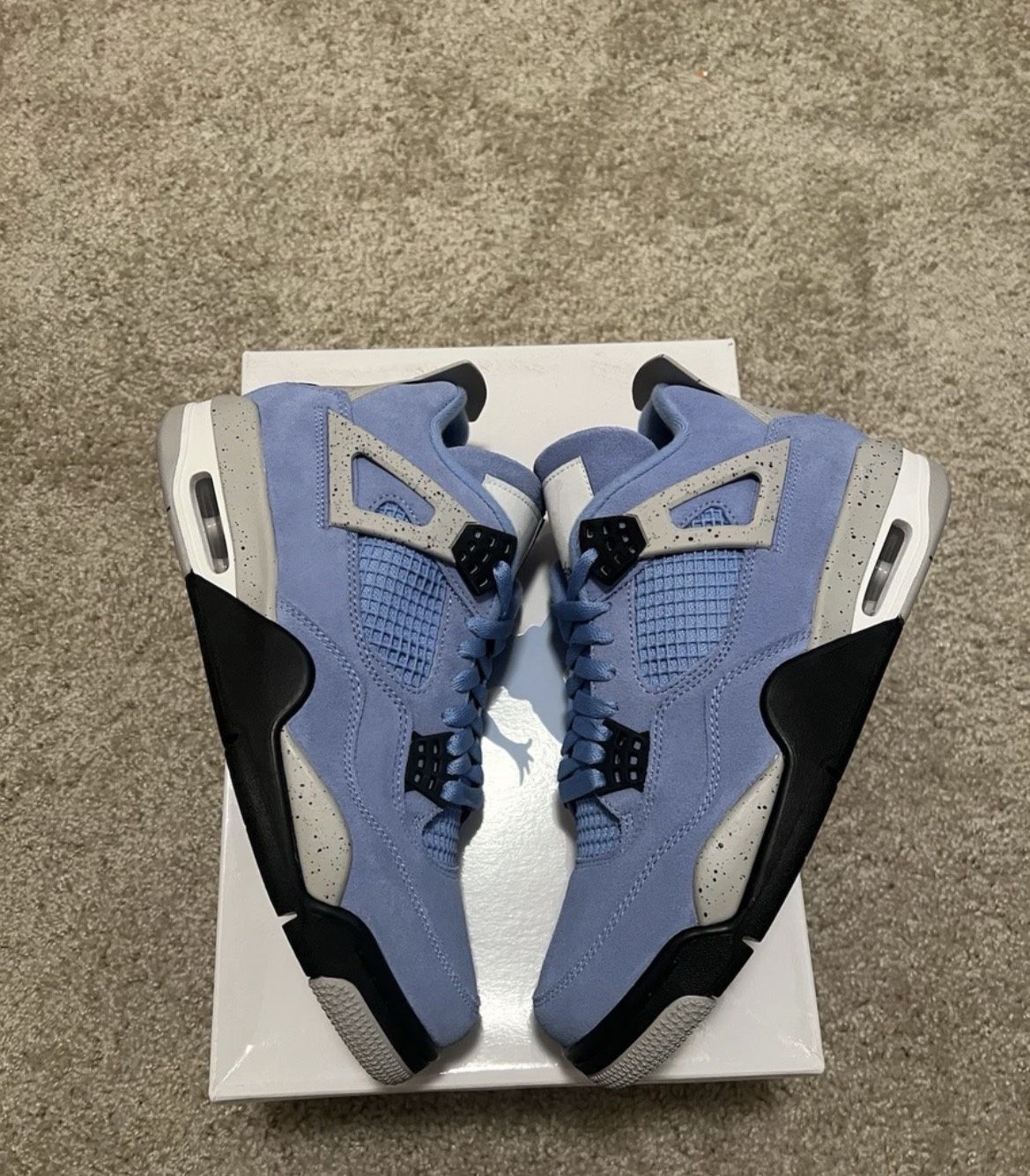 JORDAN 4 UNC 