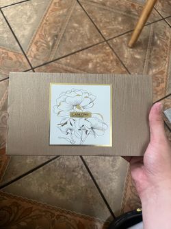 Women’s Fragrance / Perfume