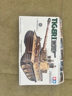 Tigeri miniature model