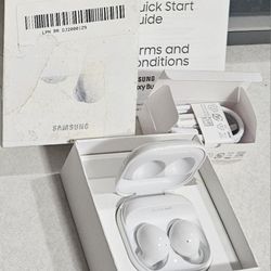 Samsung Galaxy Buds2 SM-R177 Wireless Noise Cancelling Bluetooth Earbuds - White