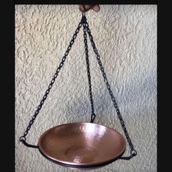 Plants 1 holder,heavy chains with coper coding plate, 17” Leigh and 11” across, new, never used, PRICE FIRM $20! Pick Up West 79912