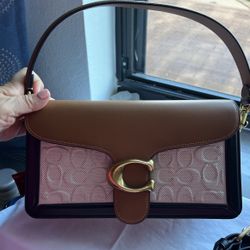 Coach Tabby Signature