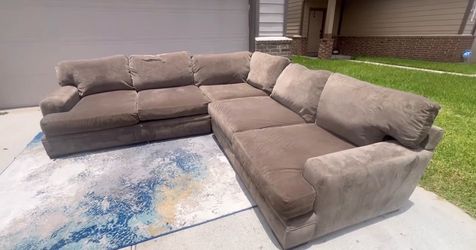 Huge Cindy Crawford Couch
