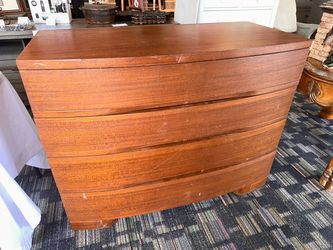 Mid-Century Modern Bow Front 4-Drawer Dresser