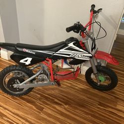 Slightly Modded Razor 650