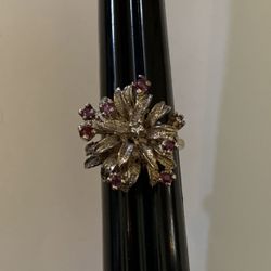 Vintage Gold tone sterling silver leaf and ruby floral ring (center stone is white and looks like a diamond) size 6.5