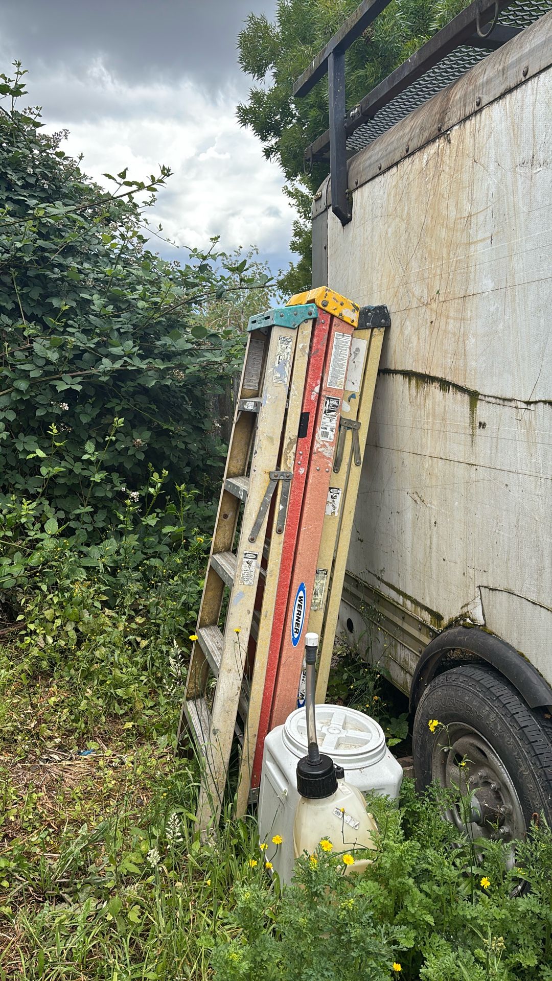 6’ Ladders