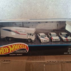 Hotwheels BMW Diorama Set (Trade) RLC