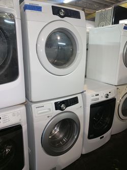 Samsung front loading washer and electric dryer set working perfectly with 4 months warranty