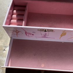 Jewelry  box