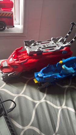 Hot wheels dragon set