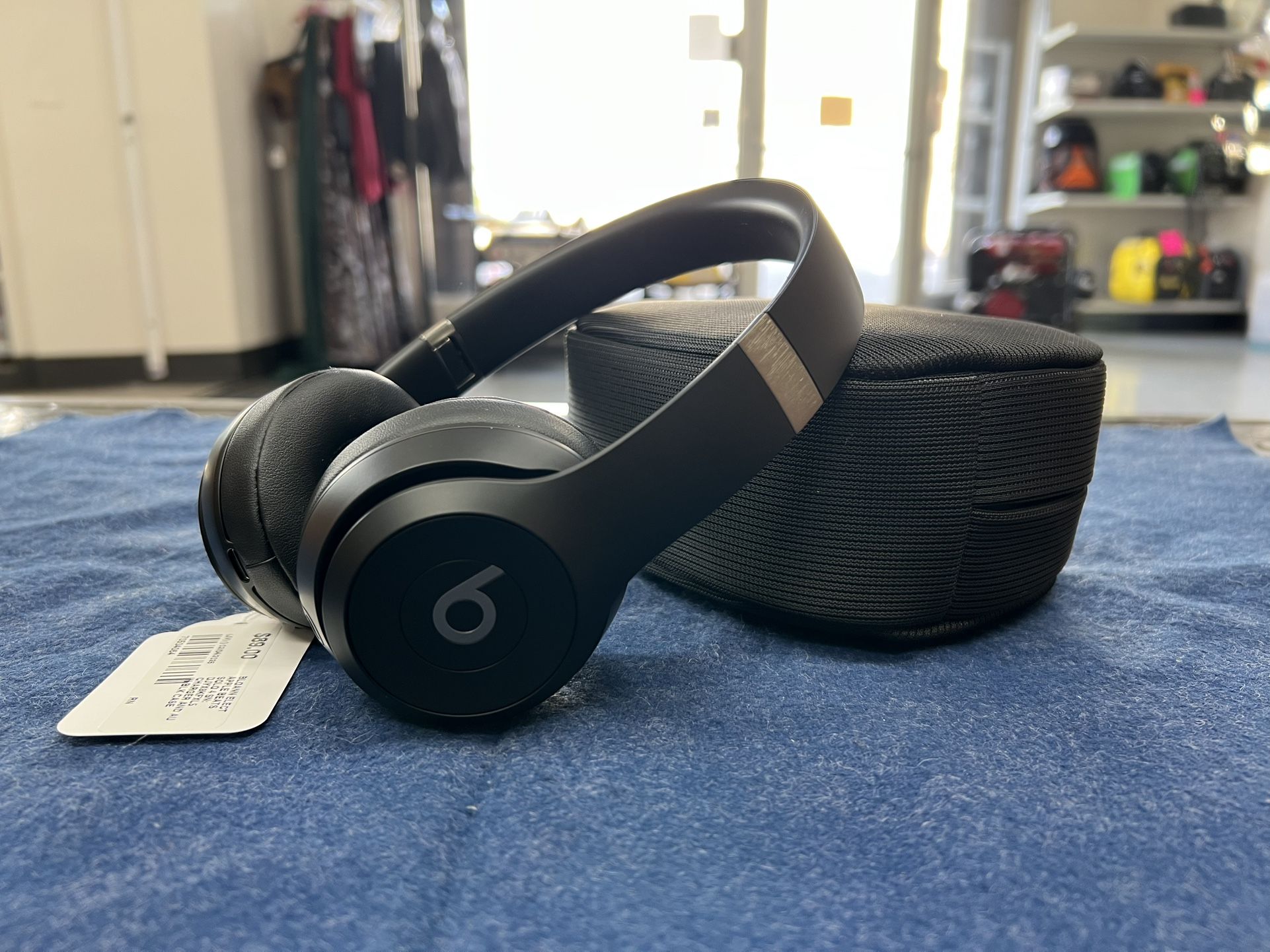 Beats Solo 4 Black (2024)