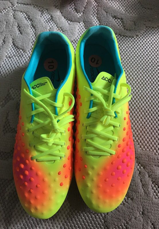 Nike Magista ACC Soccer shoes size 10