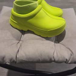Ugg Tasman X
