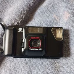 Minolta Freedom 101