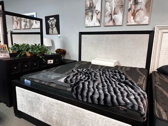 Solid wood black bed set! ❤️✨📦 More colors!