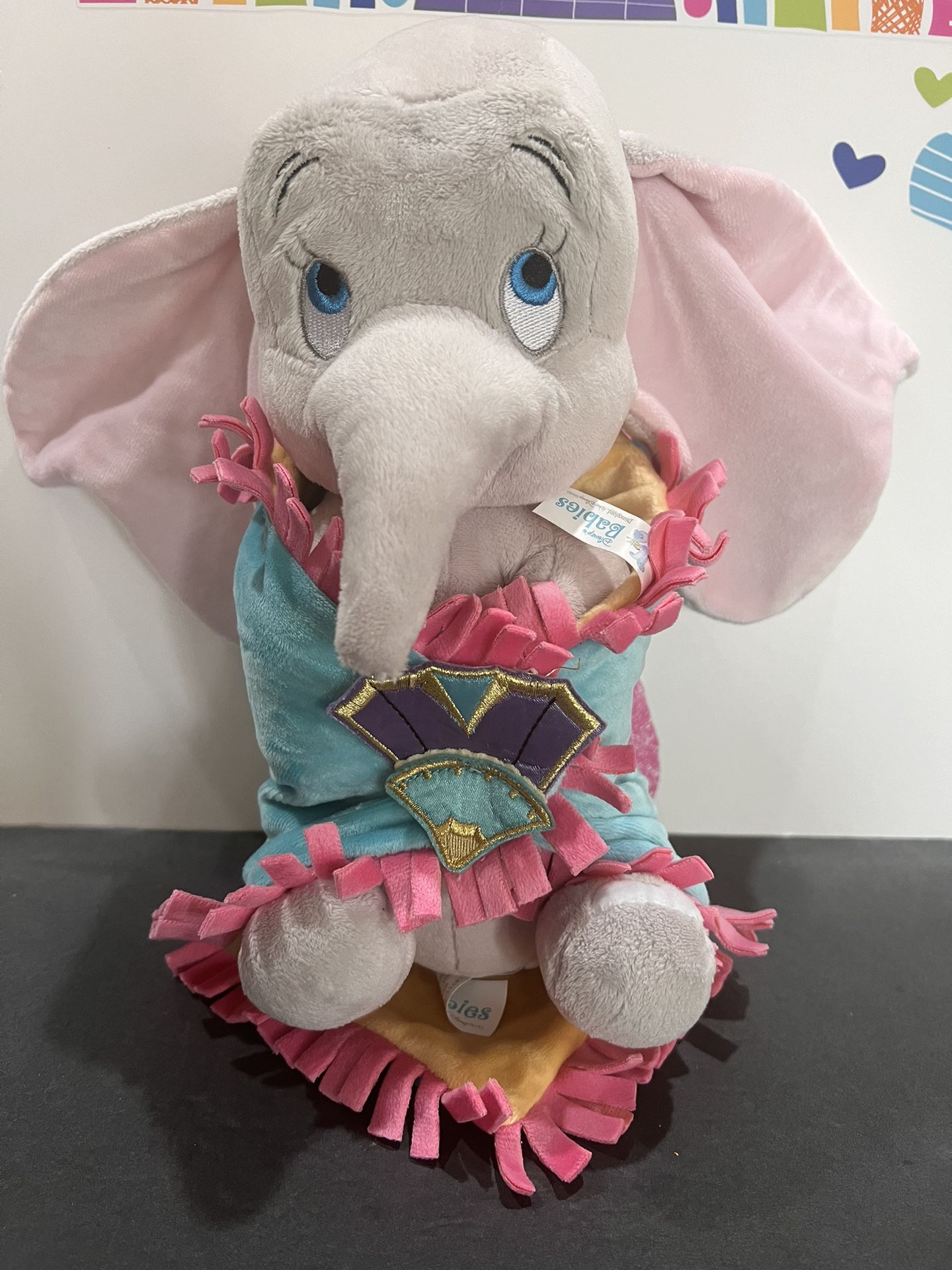 DISNEY BABIES DUMBO WITH HIS BLANKET! He Is 10 INCHES , LIKE NEW