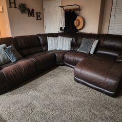 Sectional 